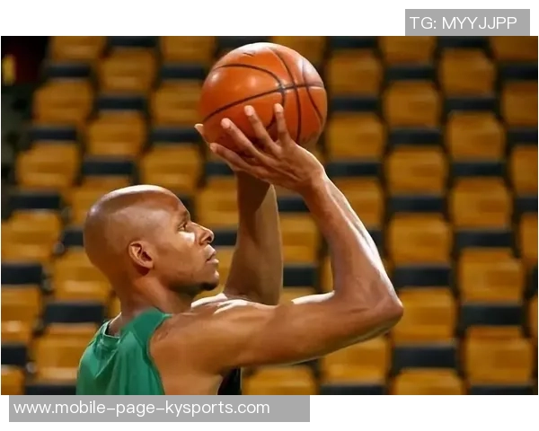 格雷森阿伦称赞布克传球能力称自己会积极跑位配合突破 格雷森阿伦称赞布克传球能力称自己会积极跑位配合突破