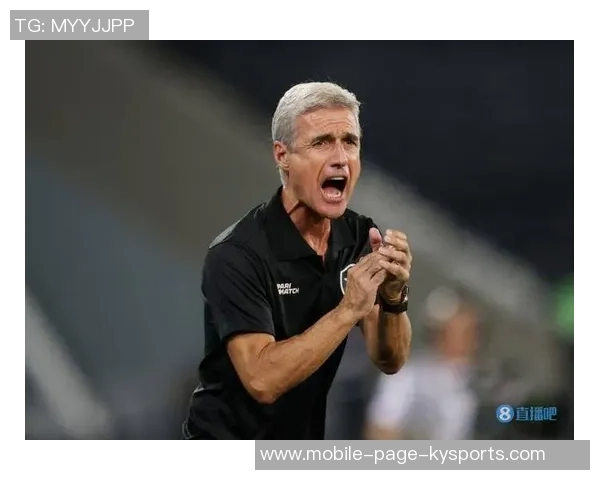 前利雅得胜利主帅卡斯特罗加盟格雷米奥合同延续至2027年底