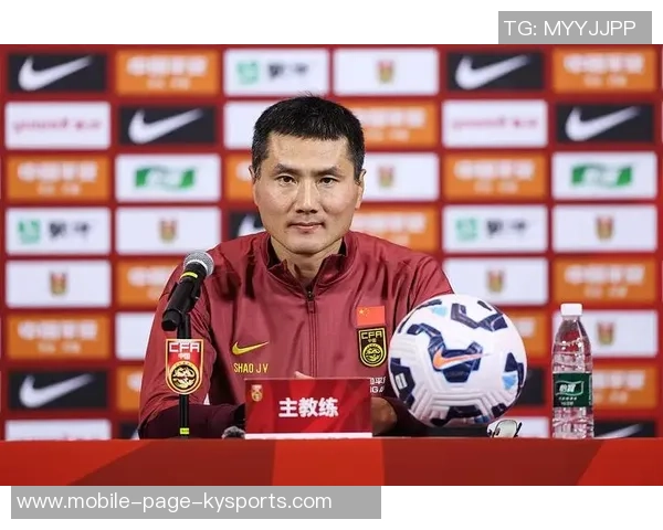 邵佳一在家看电脑时惊现700多条信息不知官宣时机何在 邵佳一在家看电脑时惊现700多条信息不知官宣时机何在